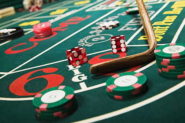 grtoto mobile app interface showing live casino tables on Android phone